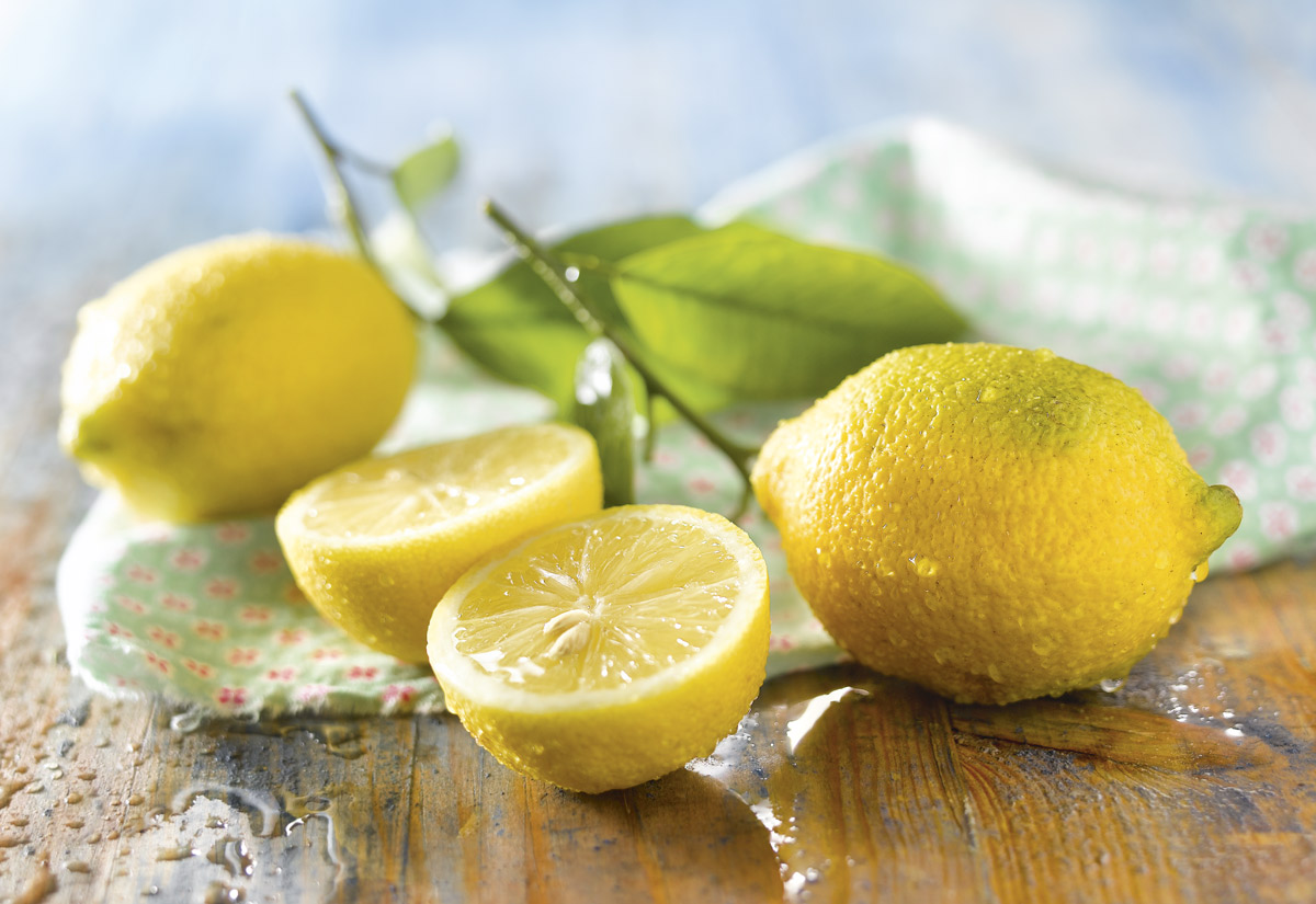 Limón, tómalo en ayunas. Vinagre y zumo de limón para conservar con sabor