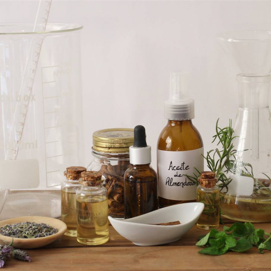 Aceite vegetal infusionado con hierbas