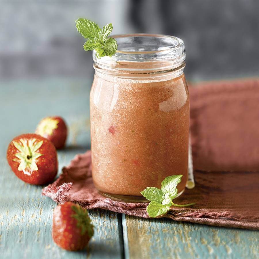 Batido con frutas y maíz morado