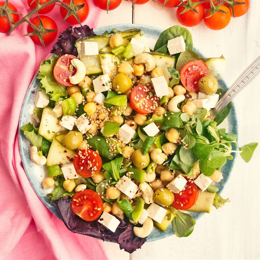 Ensaladas ricas en proteina