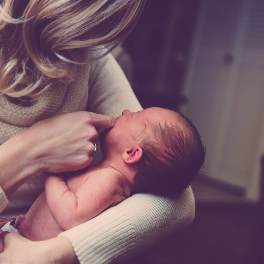 Las madres sienten empatía hacia bebés desconocidos