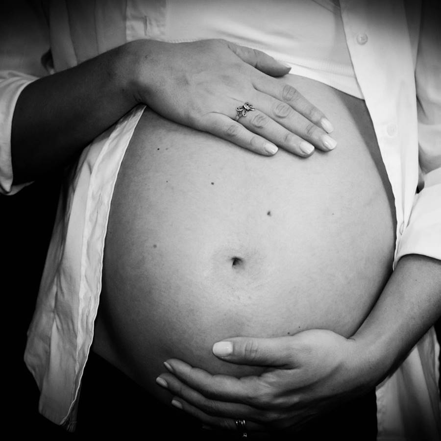 "Me sentí maltratada y humillada en el parto de mi hija"