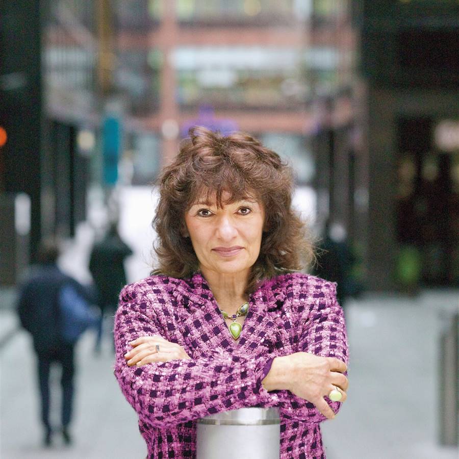 "Lo que para los hombres se ha considerado normal, en las mujeres se ha llamado desviación o enfermedad" 