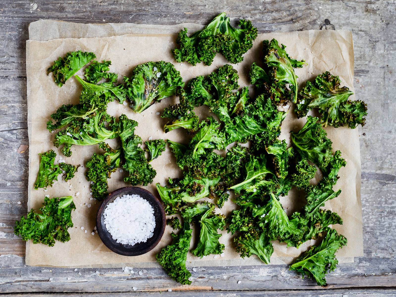 topping-chips-kale