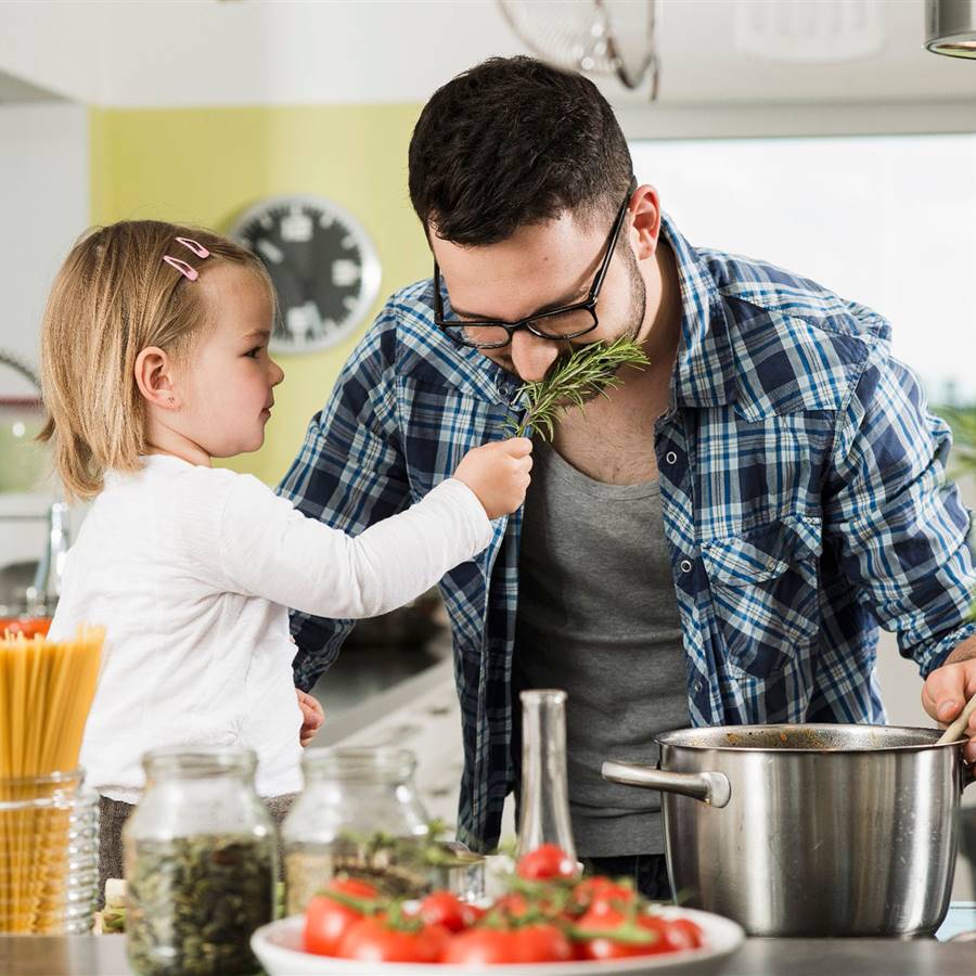 Batch cooking con niños: ganarás tiempo y comerán sano