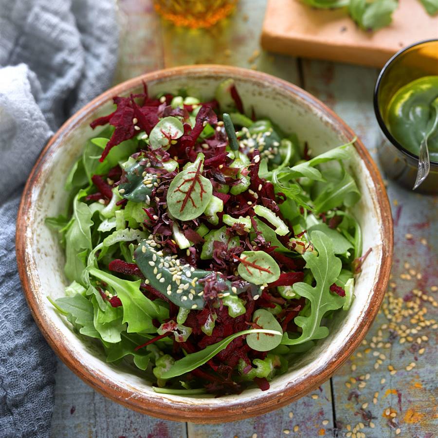 6 recetas de ensaladas sabrosas y fáciles de hacer