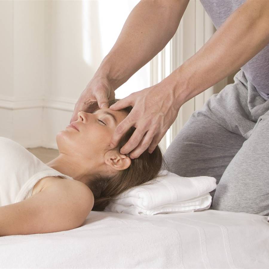 Guía paso a paso para dar masajes en casa 