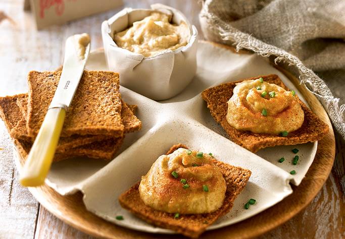 Canapés de paté de berenjena y champiñón