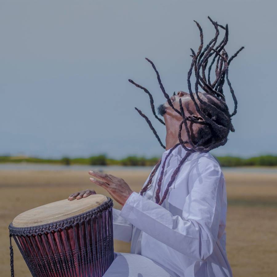 El ritmo de los tambores mejora el ánimo y cura 