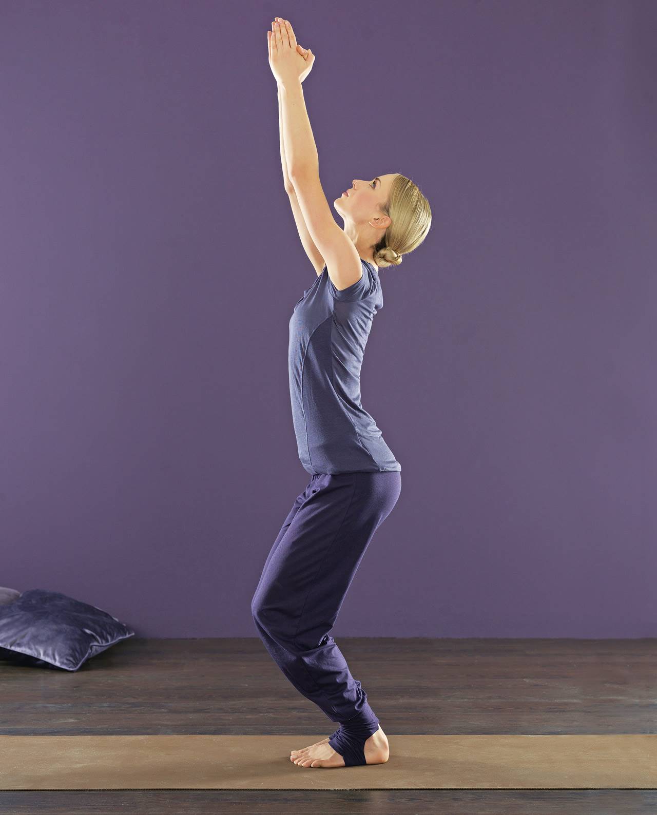 utkatasana