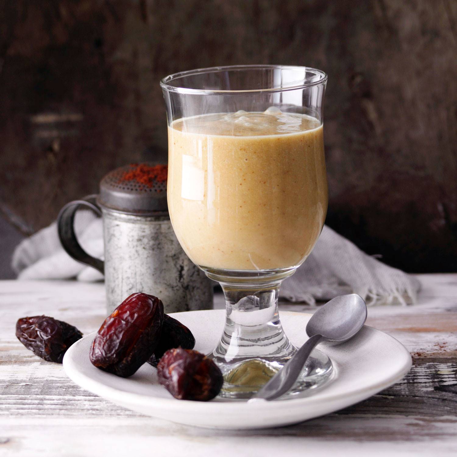 receta-batido-cacao-naranja-aguacate