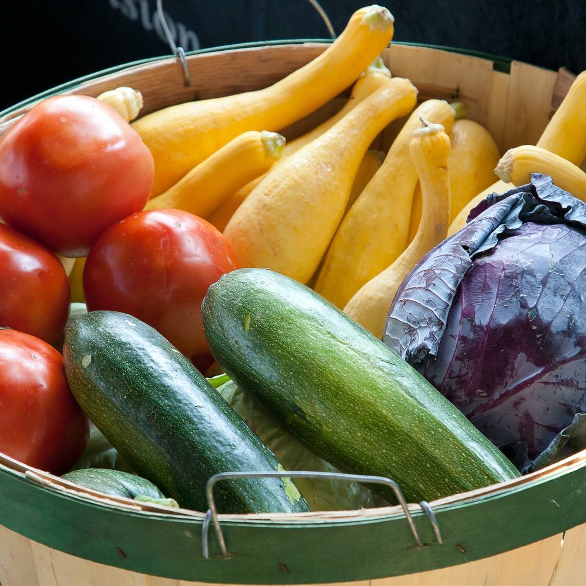 Cesta de verduras