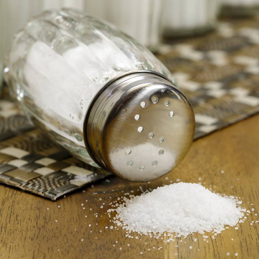 10 señales de que estás consumiendo demasiada sal