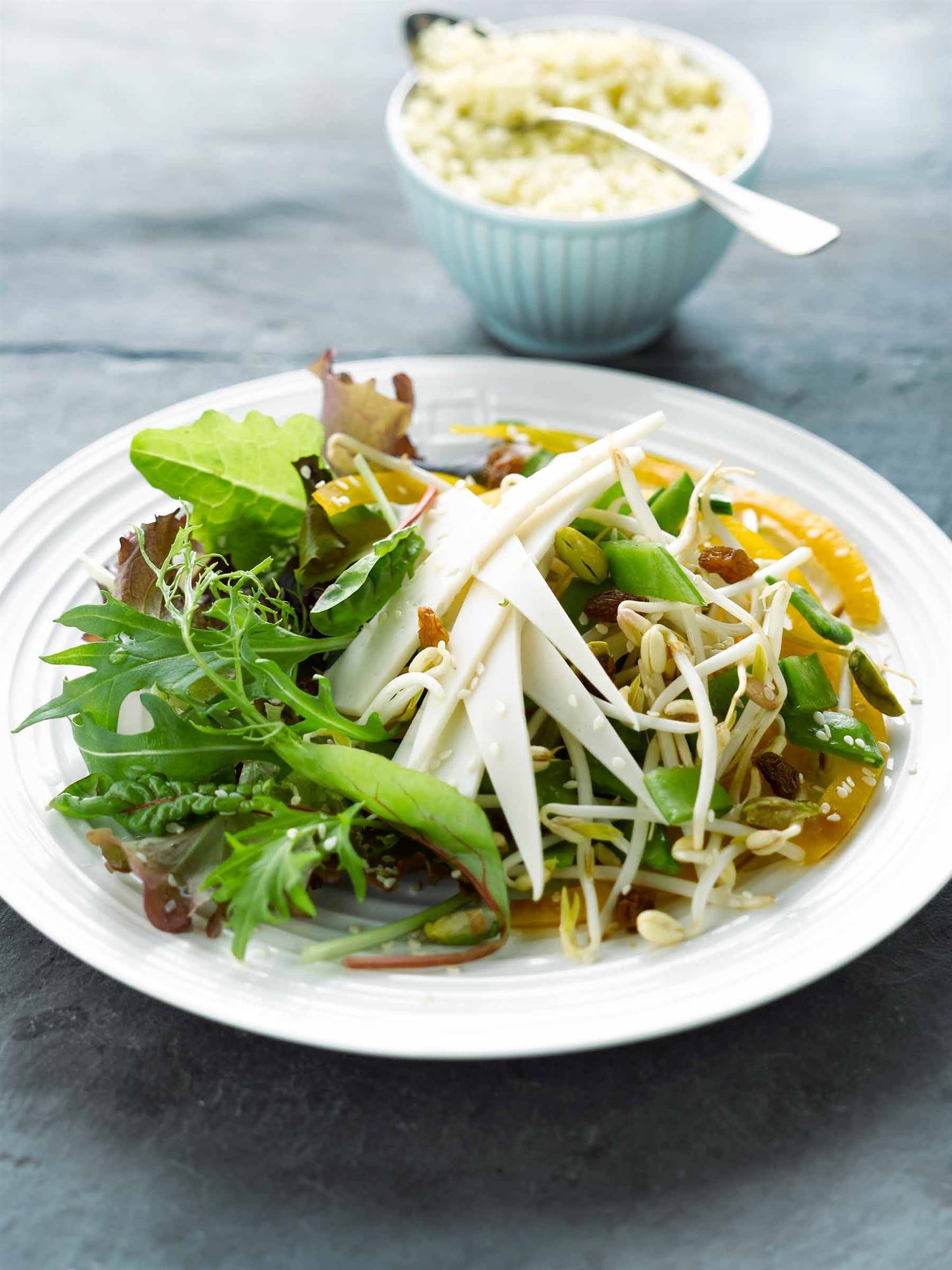 Ensalada-crujiente-con-salsa-de-tofu