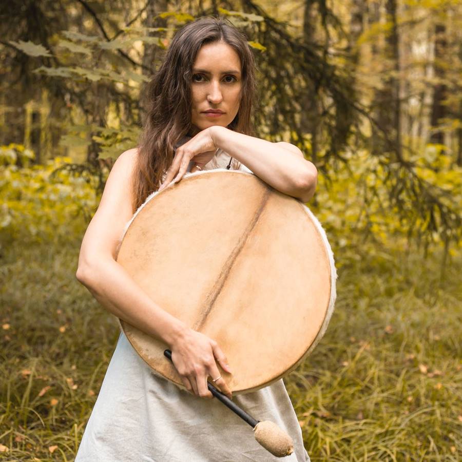 16 sugerencias de música espiritual de los cinco continentes