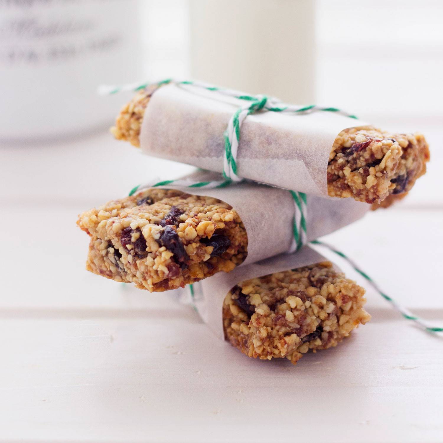 meriendas-saludables-niños-barritas-almendras-chocolate