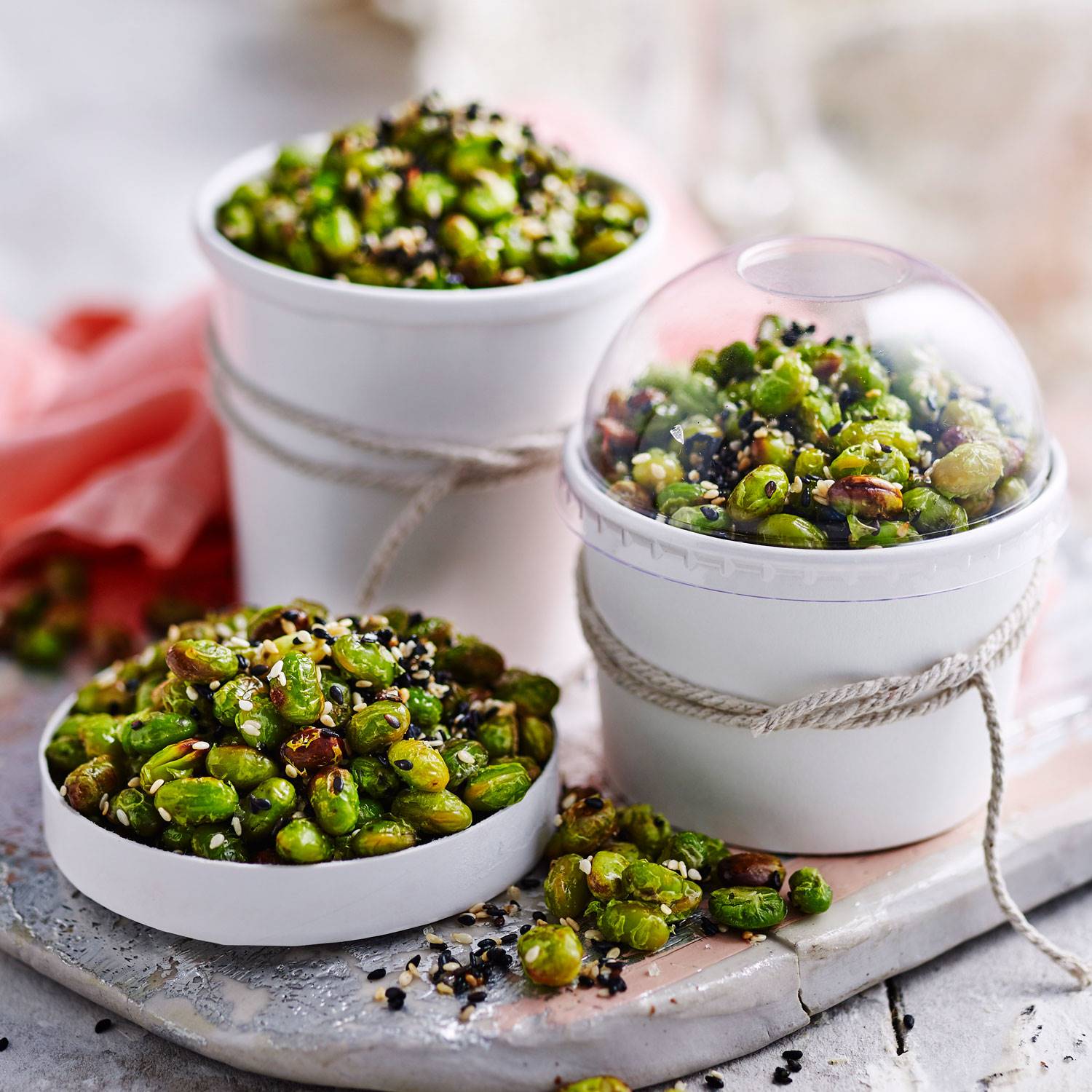 snack-keto-edamame-tostado-sesamo. Edamame tostado con sésamo
