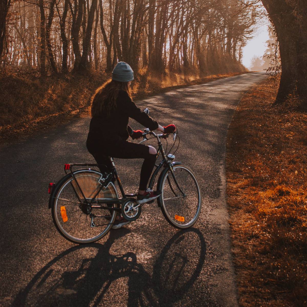 Mujer en bicicleta