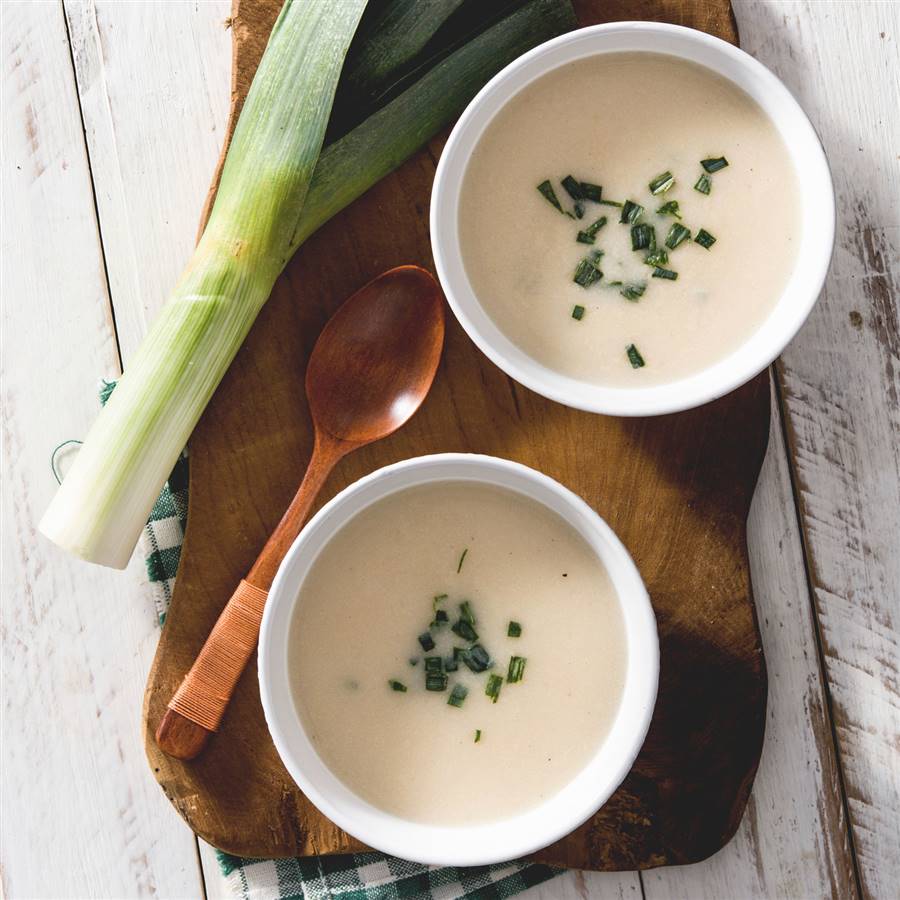 Receta de vichyssoise con semillas de cáñamo menú semanal ligero
