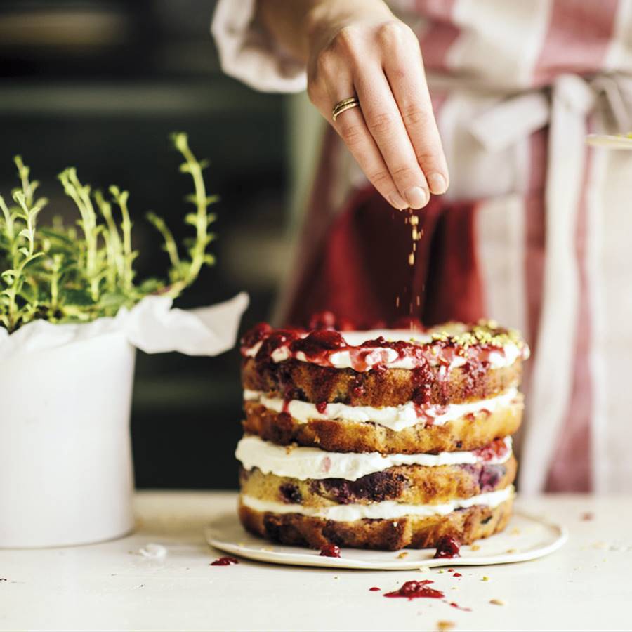La mejor dieta para cuidar la salud hormonal de la mujer