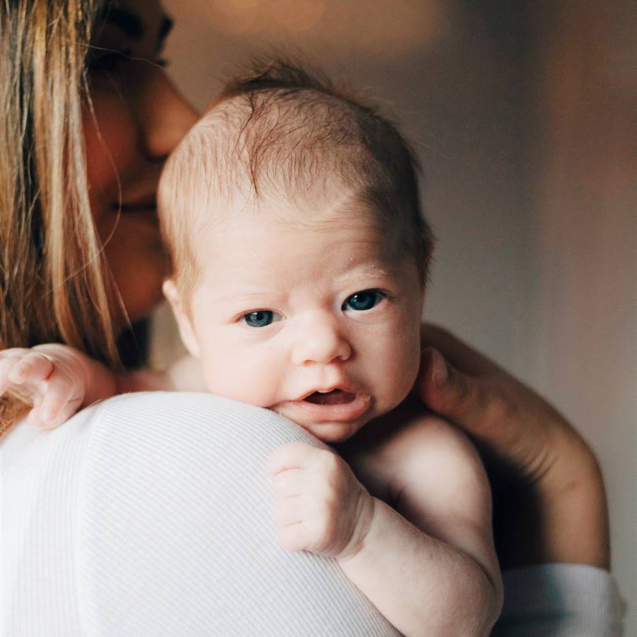 Reflujo en un bebé: síntomas de alarma  y causas