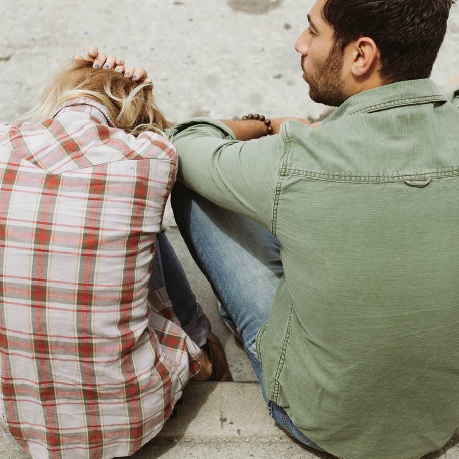 20 señales de que tu pareja no te está tratando bien
