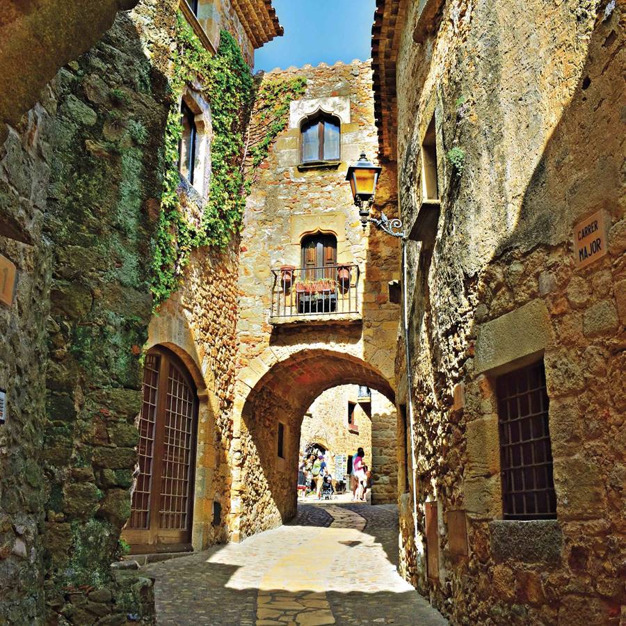 Ruta para desconectar en Cataluña: de Pals a Castelladral 