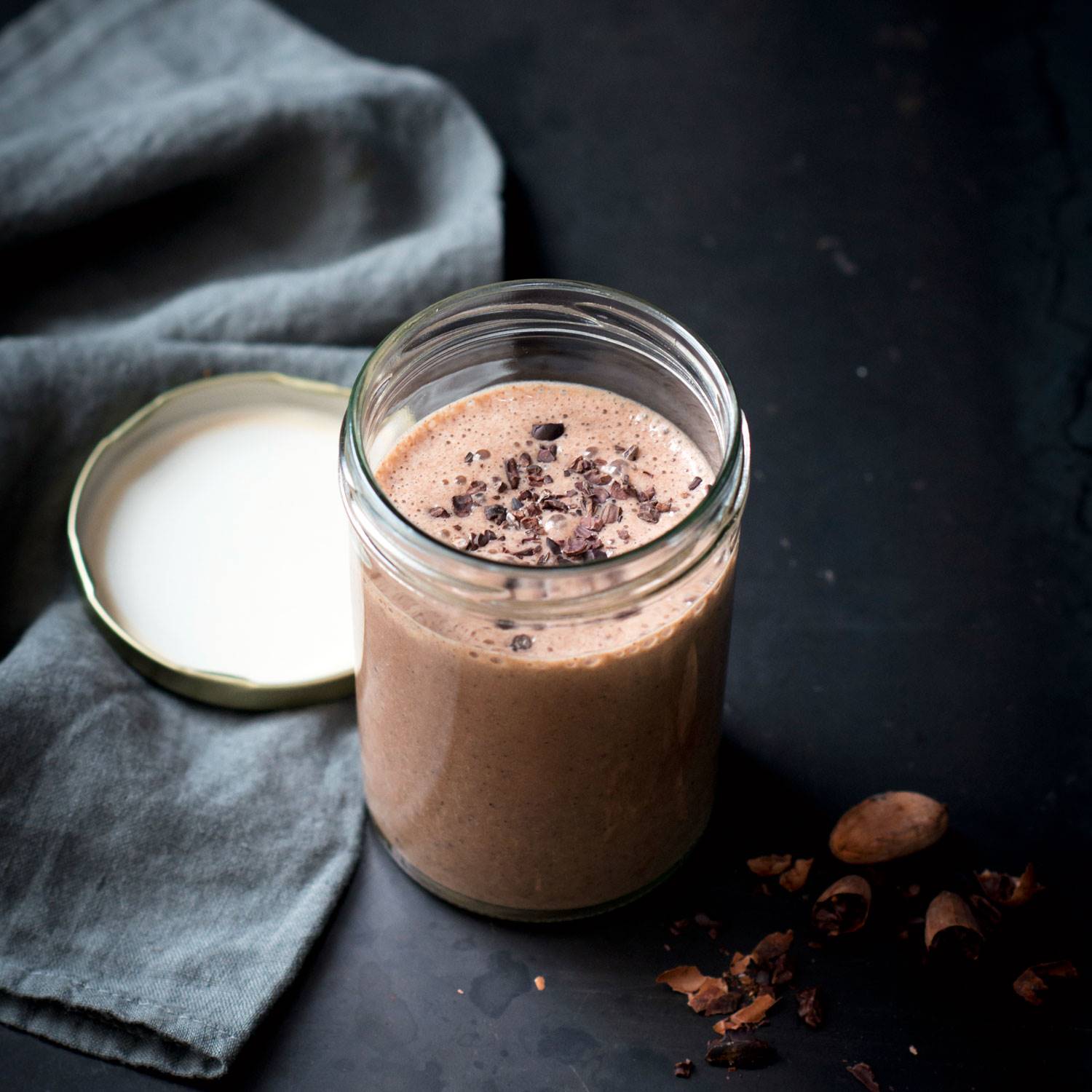 desayunos-saludables-proteina-cacao-semillas-canamo