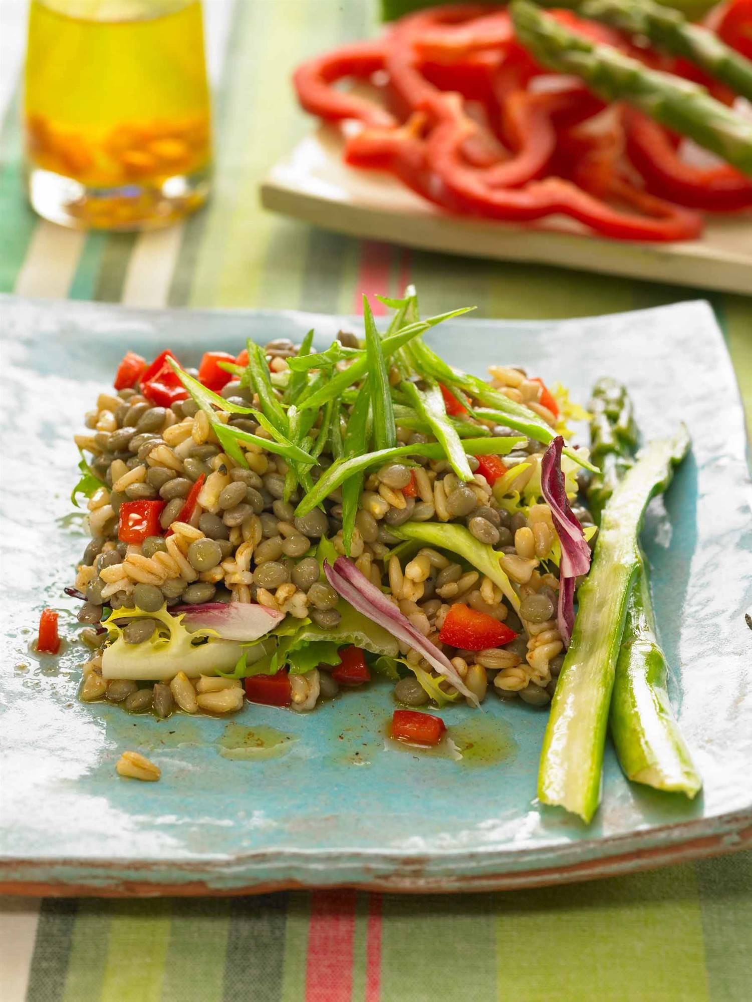 Ensalada hortelana con avena y lentejas