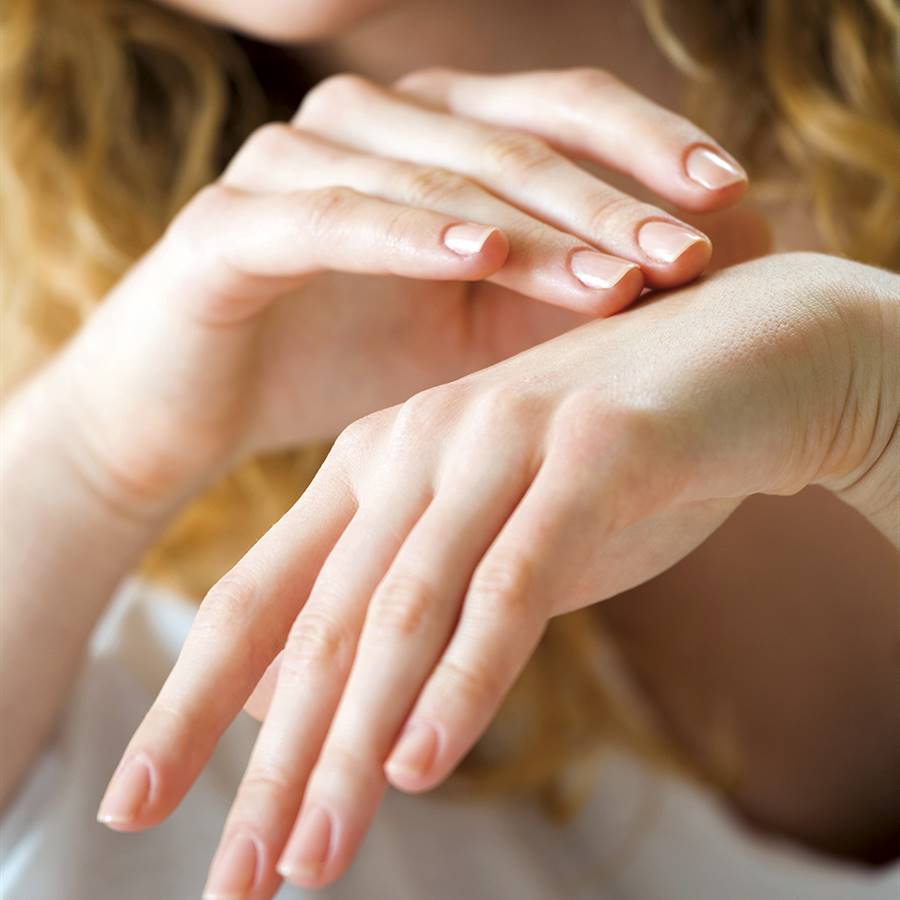 Cómo combatir las manos resecas por el uso del gel desinfectante