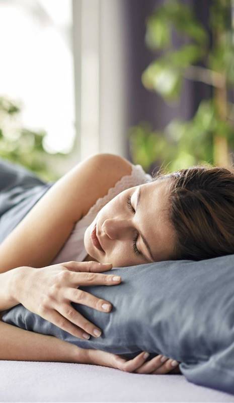Cómo generar más melatonina para dormir mejor