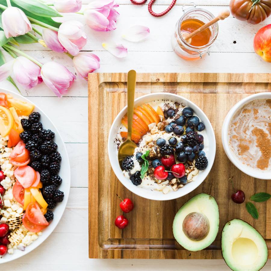 Desayunos sanos para el verano (con recetas y menú semanal)