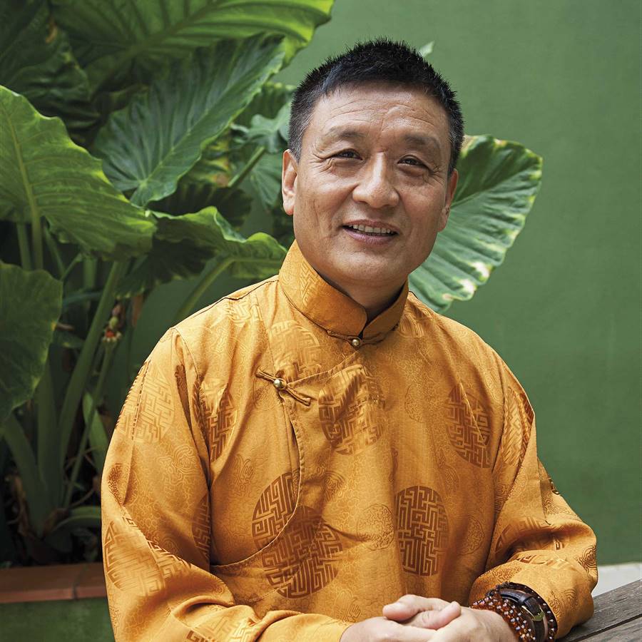 Tenzin Wangyal Rinpoche