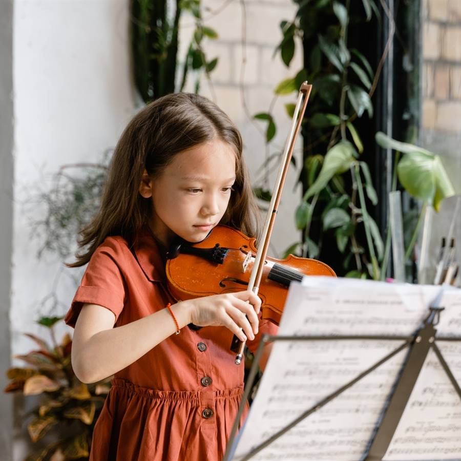��Muchas extraescolares? Señales de que tu hijo está saturado