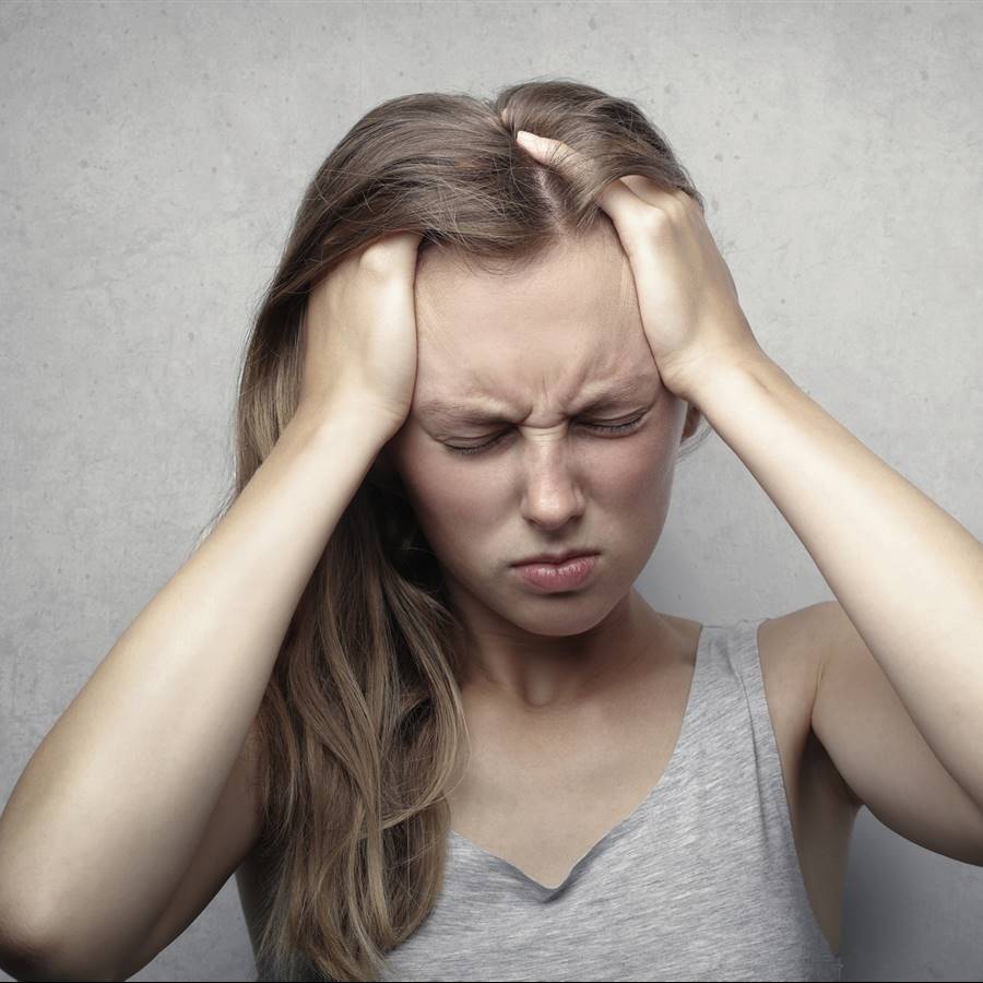 woman with headache