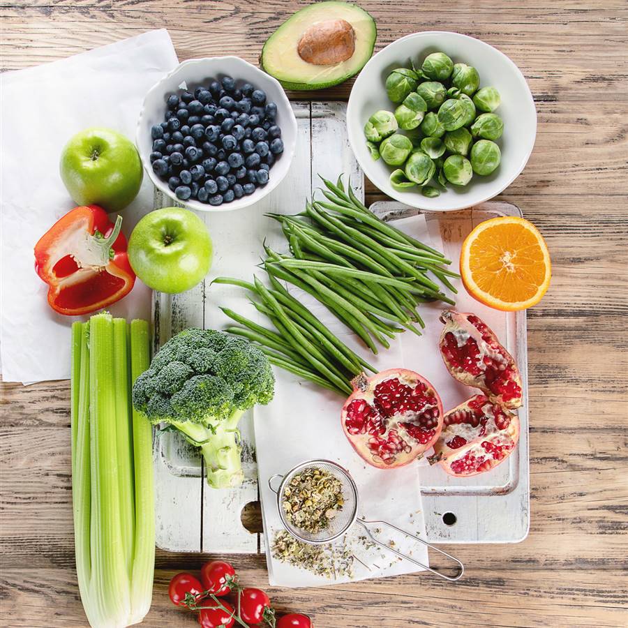 Menú semanal antioxidante con recetas llenas de color