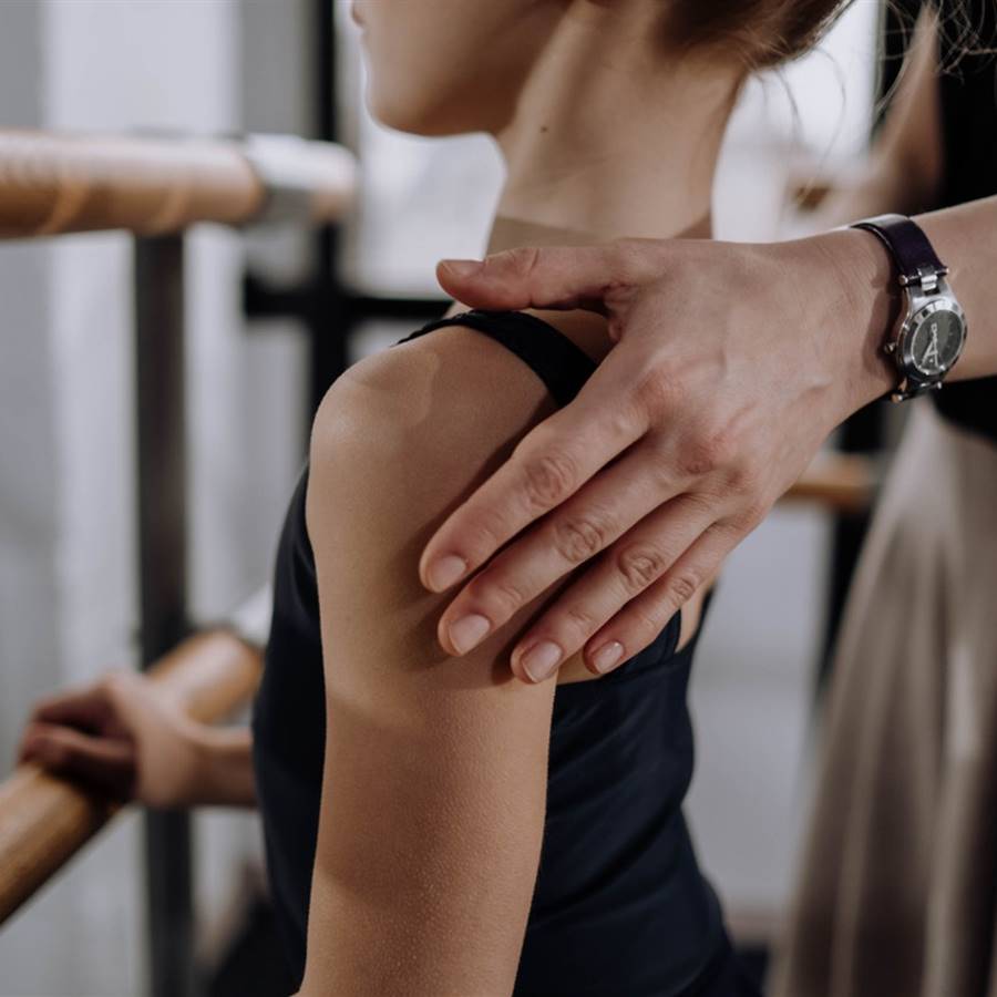 Cómo cuidar la espalda de los niños de forma natural 