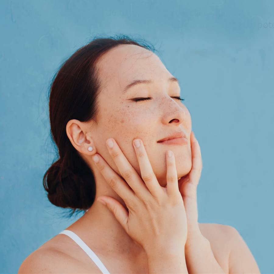 Yoga facial japonés para eliminar bolsas y ojeras en 5 minutos