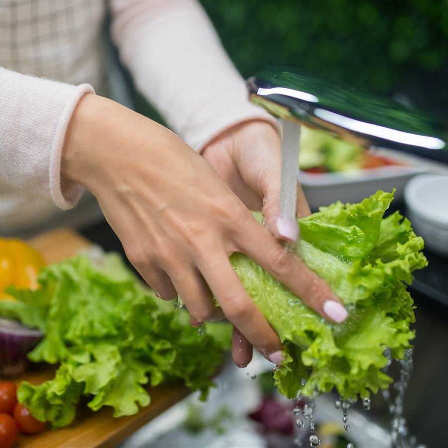 lavar alimentos