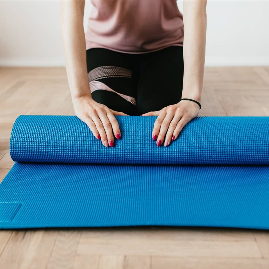 Diferencias entre yoga y pilates (y cómo elegir)