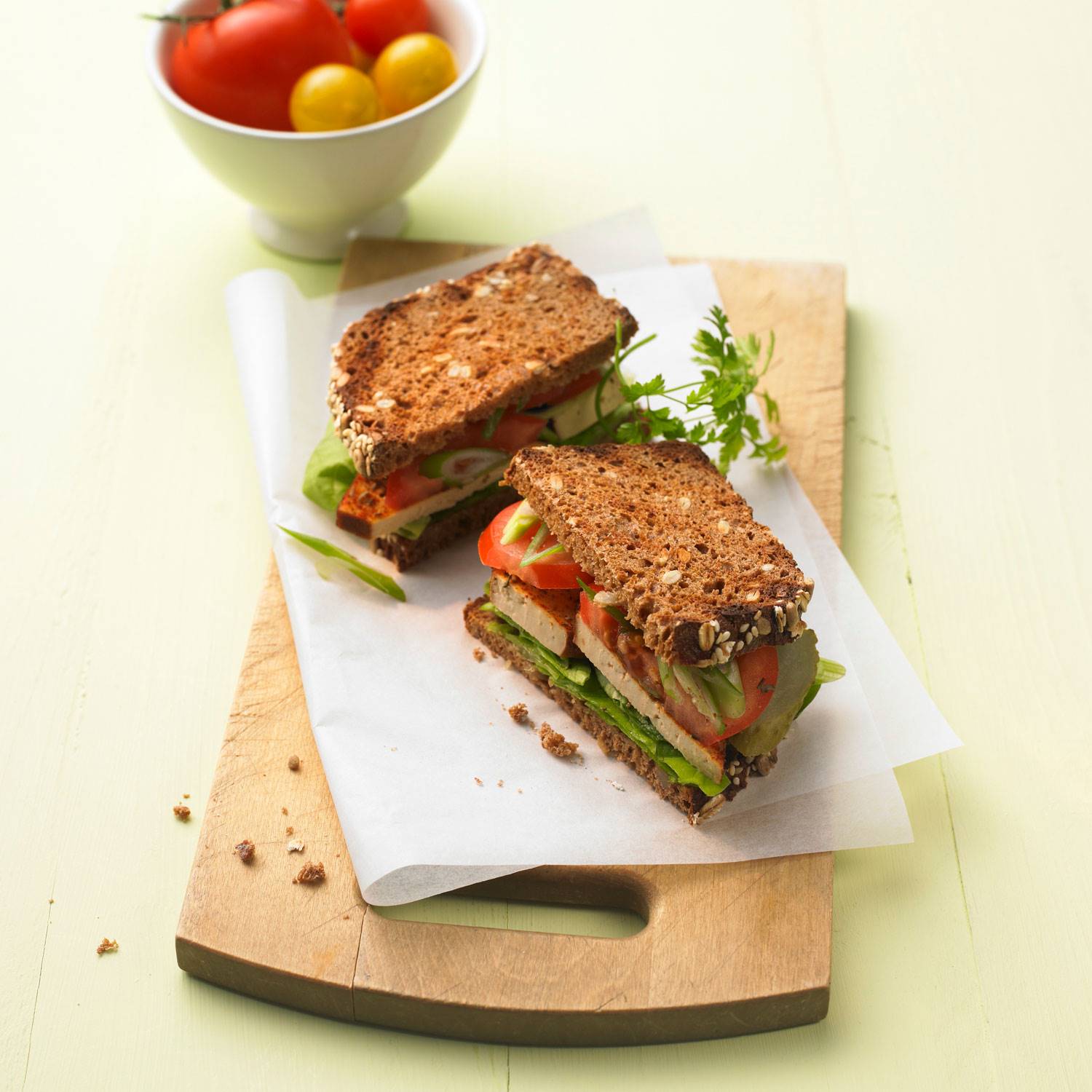 cenas-veganas-faciles-economicas-receta-bocadillo-tofu