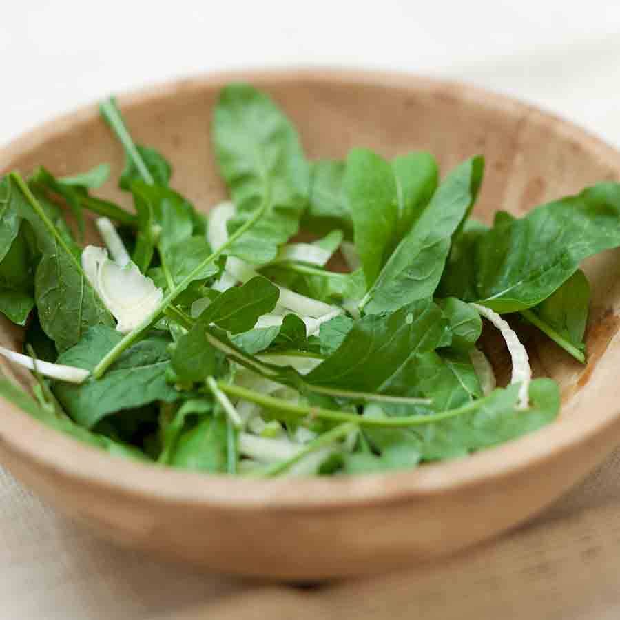 Ensalada de rúcula, hinojo y naranja
