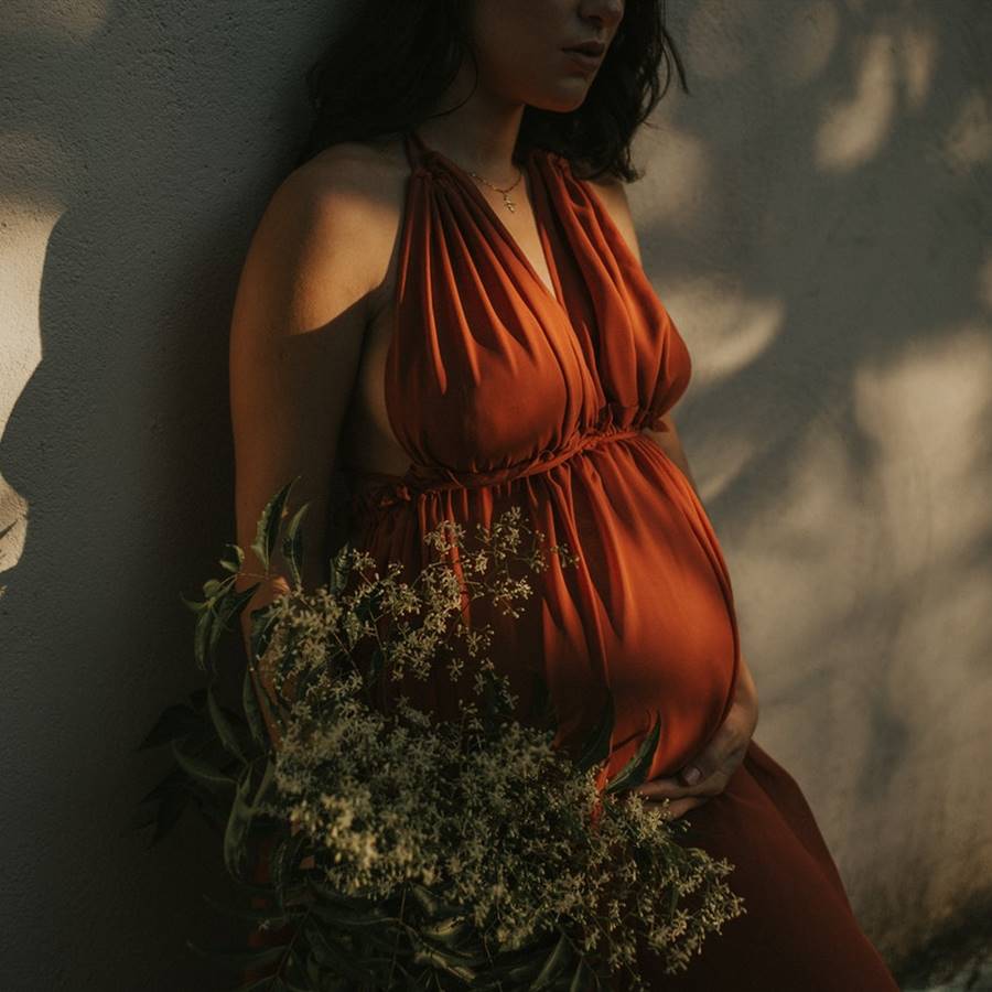 Gestación subrogada: qué es y qué efectos psicológicos tiene en la madre y el bebé