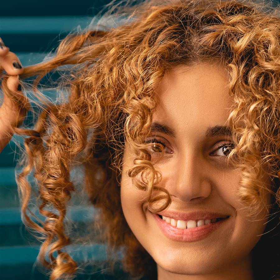 Cómo peinarse para no estropear el pelo  (5 errores frecuentes)