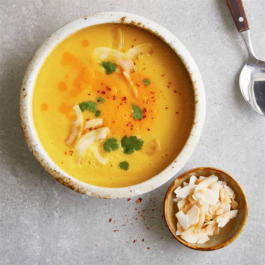 Puré de calabaza y boniato con chips de coco