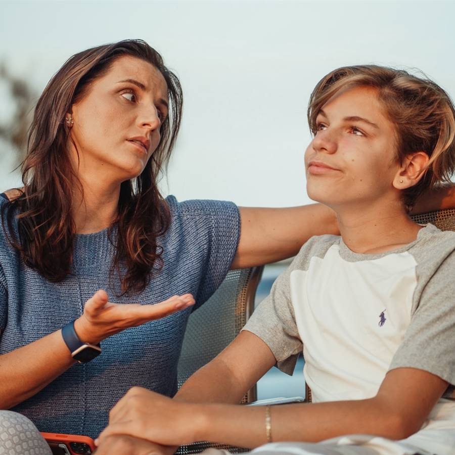 7 conflictos habituales entre padres e hijos adolescentes (y cómo afrontar estas situaciones)