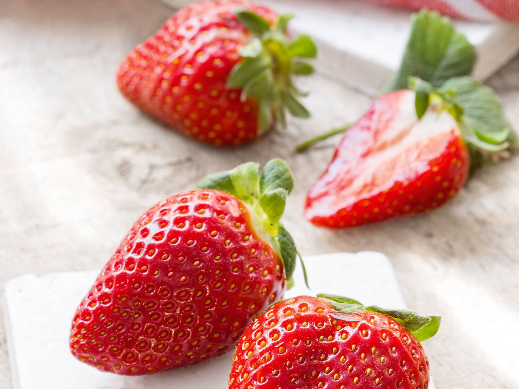 frutas-bajas-azucar-fresa