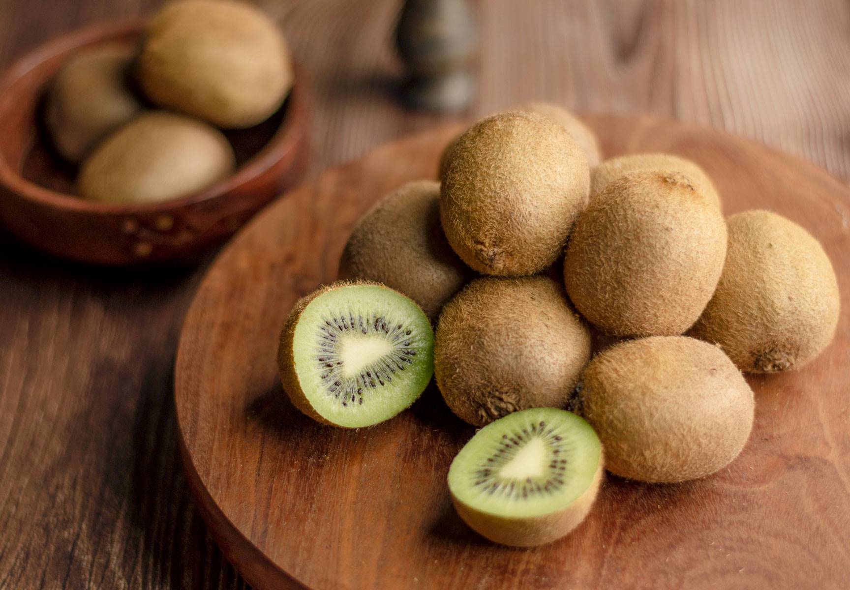 alimentos-ricos-fibra-estrenimiento-embarazo-kiwi. Kiwi