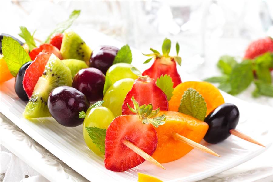 brocheta de fruta