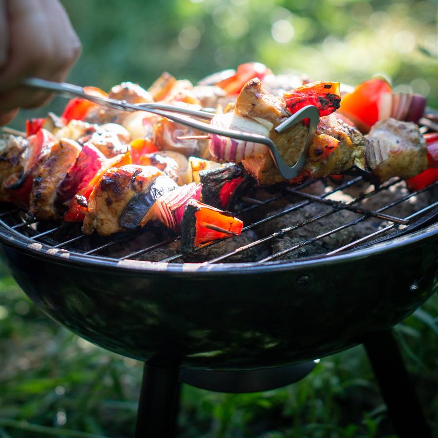 Cómo hacer una barbacoa casera ecológica y sin humo 